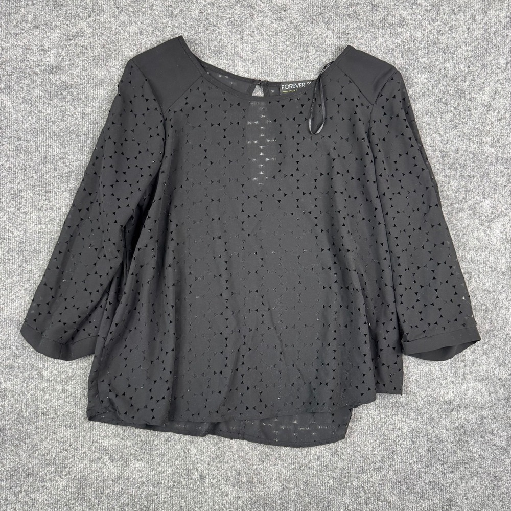 Forever 21 Blouse Womens XL Black Laser Cut Geometric Keyhole 3/4 Sleeve Top